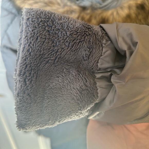 Sun Valley down parka. 3 seasons - Picture 3 of 4